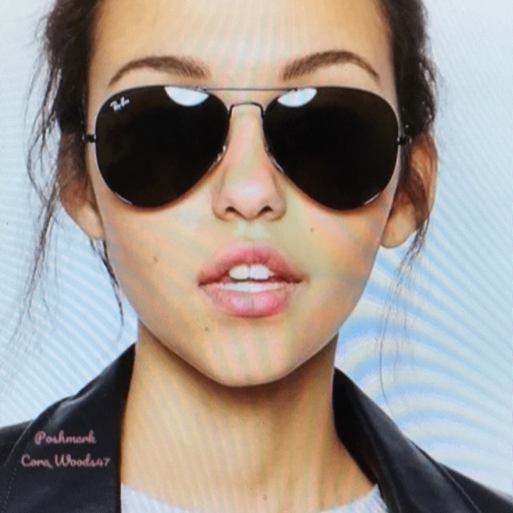Ray-Ban Black Aviator Sunglasses